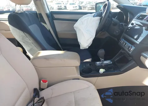 2016 Subaru Legacy 2.5I Premium из США, поврежденный, VIN 4S3BNAH60G3043156